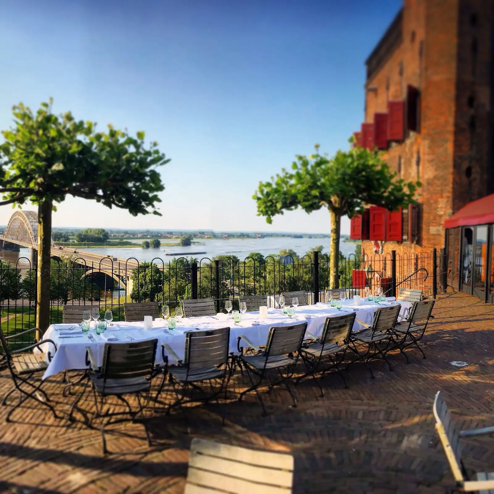 De Belvedere Nijmegen - terras